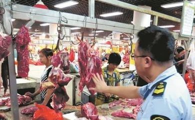 严厉打击非法肉品销售，筑牢全区农贸市场安全防线